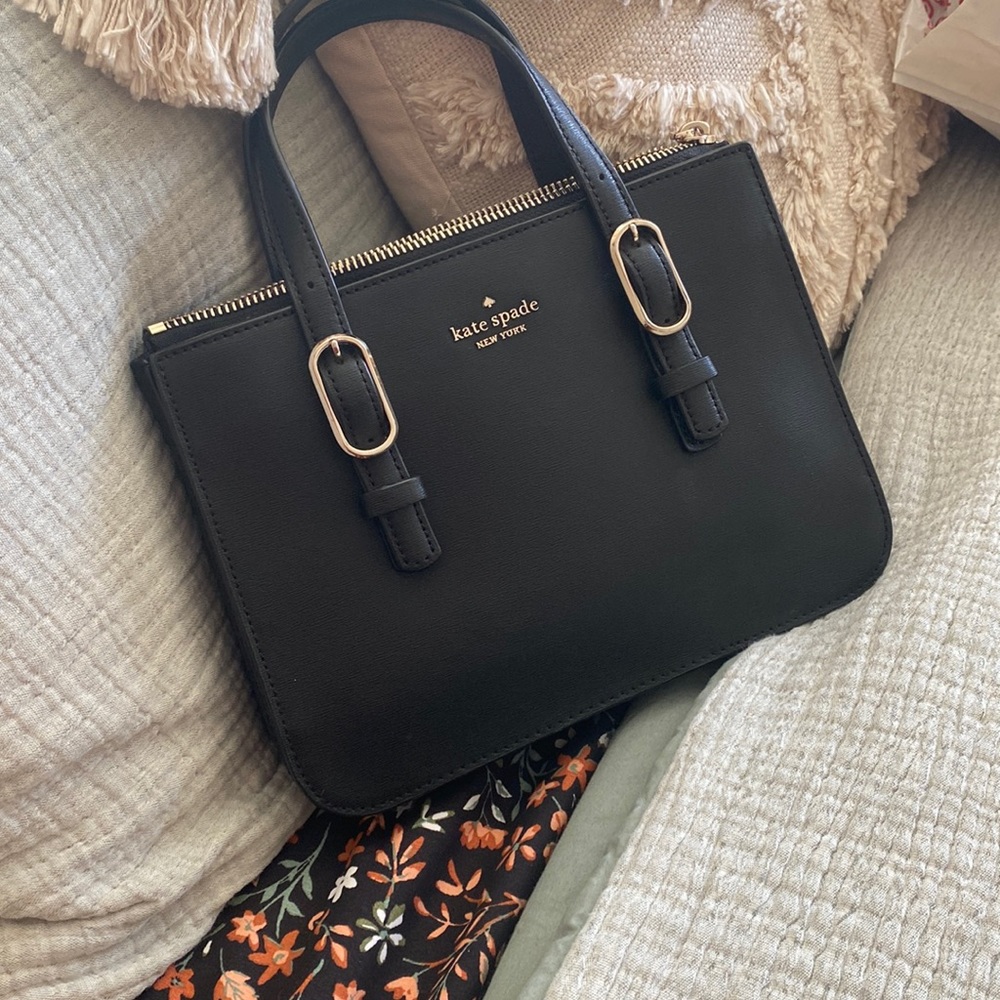 Barely used Kate spade mini
